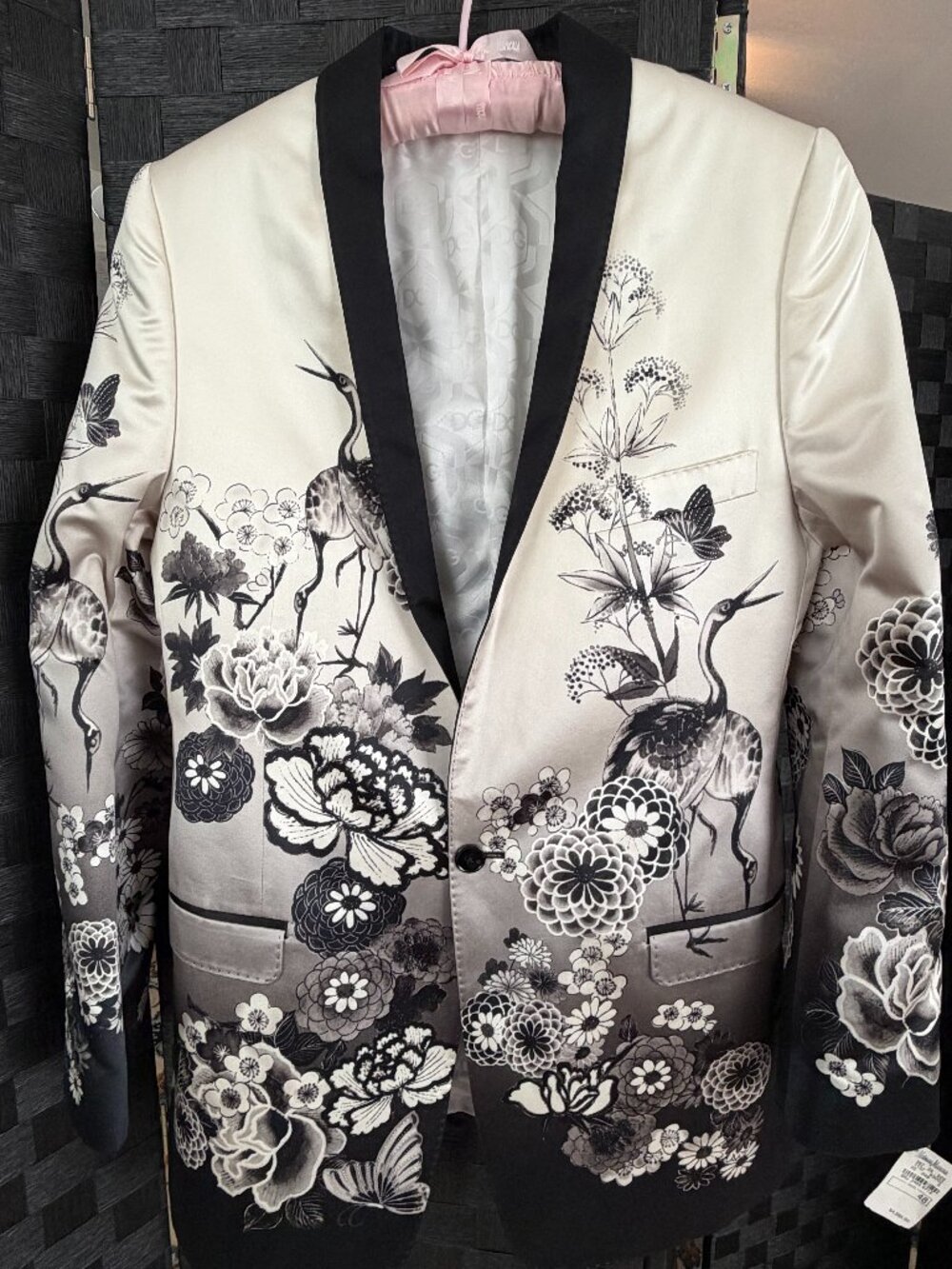 Brand New Dolce & Gabbana black/white silk oriental floral & bird dinner jacket.